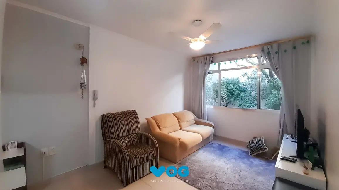 Apartamento com 2 quartos à venda, 53m2 em Passo da Areia, Porto Alegre - RS - imagem 2 Foto 2 de Apartamento com 2 quartos à venda, 53m2 em Passo da Areia, Porto Alegre - RS