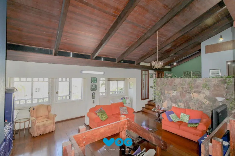 Foto 7 de Casa com 3 quartos à venda, 344m2 em Chácara das Pedras, Porto Alegre - RS