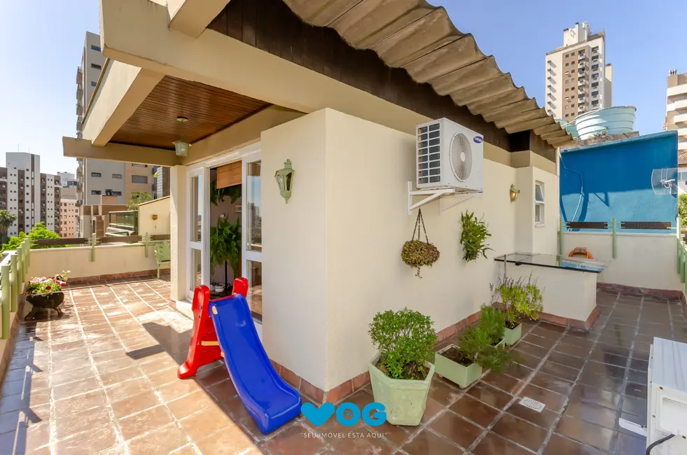 Foto 6 de Apartamento com 2 quartos à venda, 150m2 em Petrópolis, Porto Alegre - RS