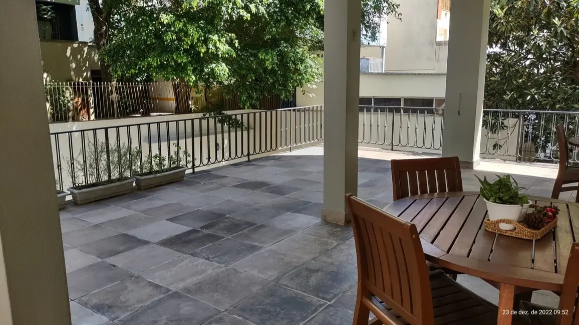 Apartamento com 3 quartos à venda, 104m2 em Petrópolis, Porto Alegre - RS - imagem 2 Foto 2 de Apartamento com 3 quartos à venda, 104m2 em Petrópolis, Porto Alegre - RS