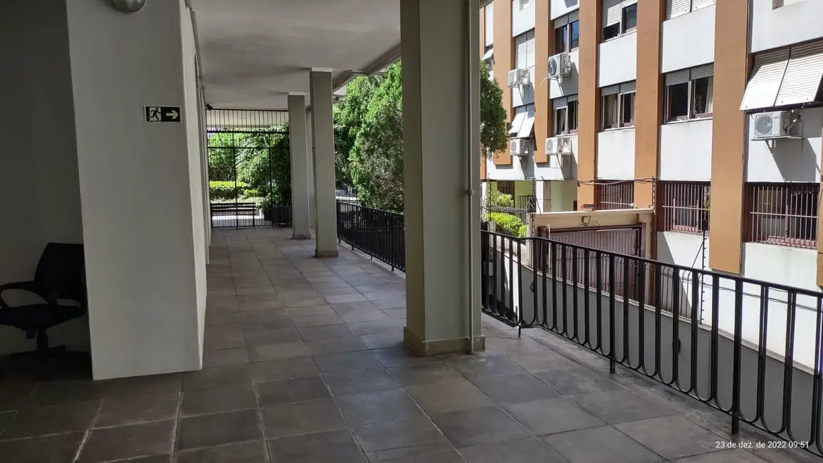 Apartamento com 3 quartos à venda, 104m2 em Petrópolis, Porto Alegre - RS - imagem 8 Foto 8 de Apartamento com 3 quartos à venda, 104m2 em Petrópolis, Porto Alegre - RS