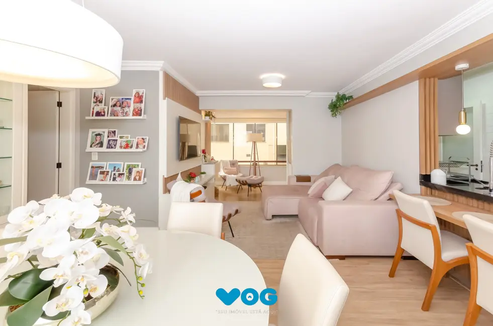 Apartamento com 3 quartos à venda, 127m2 em Petrópolis, Porto Alegre - RS - imagem 6 Foto 6 de Apartamento com 3 quartos à venda, 127m2 em Petrópolis, Porto Alegre - RS