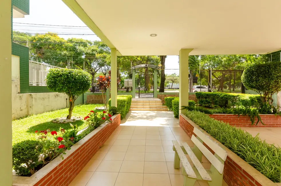 Foto 4 de Apartamento com 2 quartos à venda e para alugar, 64m2 em Jardim Botânico, Porto Alegre - RS