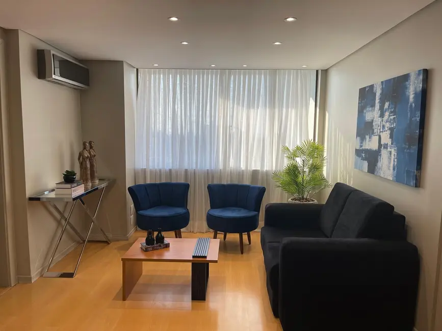 Apartamento com 3 quartos à venda, 157m2 em Cristo Redentor, Porto Alegre - RS - imagem 2 Foto 2 de Apartamento com 3 quartos à venda, 157m2 em Cristo Redentor, Porto Alegre - RS