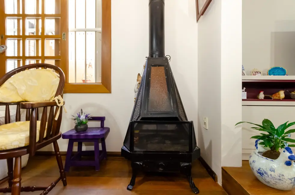 Casa com 4 quartos à venda, 332m2 em Petrópolis, Porto Alegre - RS - imagem 5 Foto 5 de Casa com 4 quartos à venda, 332m2 em Petrópolis, Porto Alegre - RS