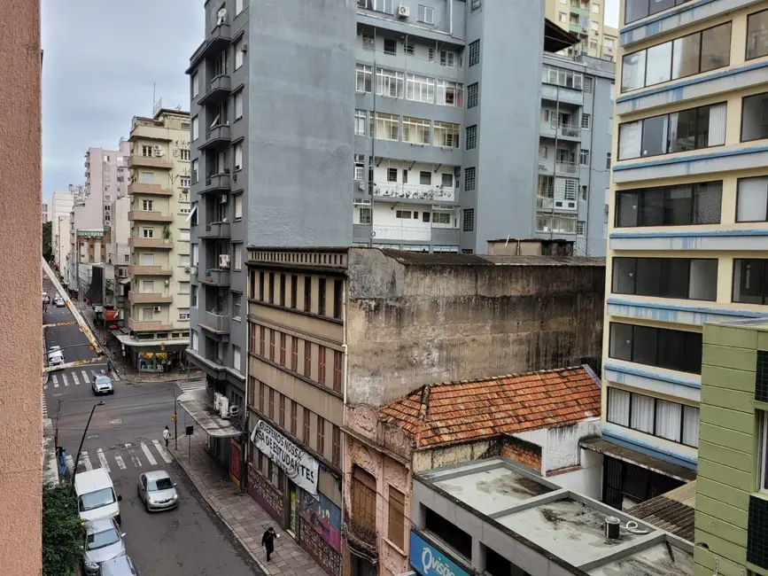 Foto 1 de Apartamento com 2 quartos à venda, 95m2 em Centro Histórico, Porto Alegre - RS