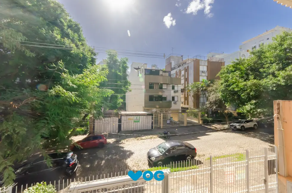 Casa com 3 quartos à venda, 230m2 em Petrópolis, Porto Alegre - RS - imagem 5 Foto 5 de Casa com 3 quartos à venda, 230m2 em Petrópolis, Porto Alegre - RS