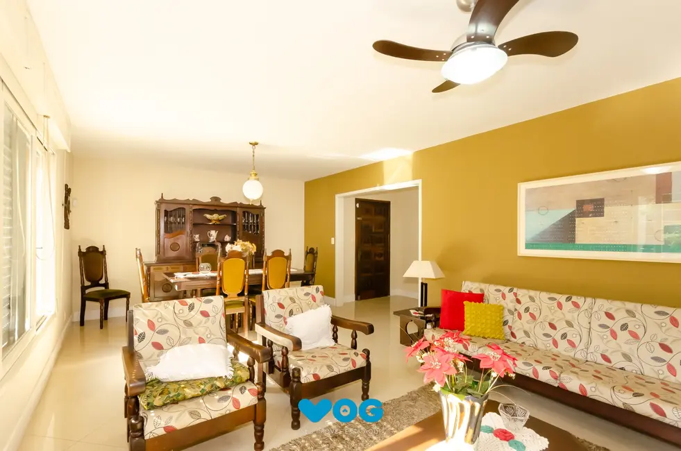 Casa com 3 quartos à venda, 230m2 em Petrópolis, Porto Alegre - RS - imagem 8 Foto 8 de Casa com 3 quartos à venda, 230m2 em Petrópolis, Porto Alegre - RS