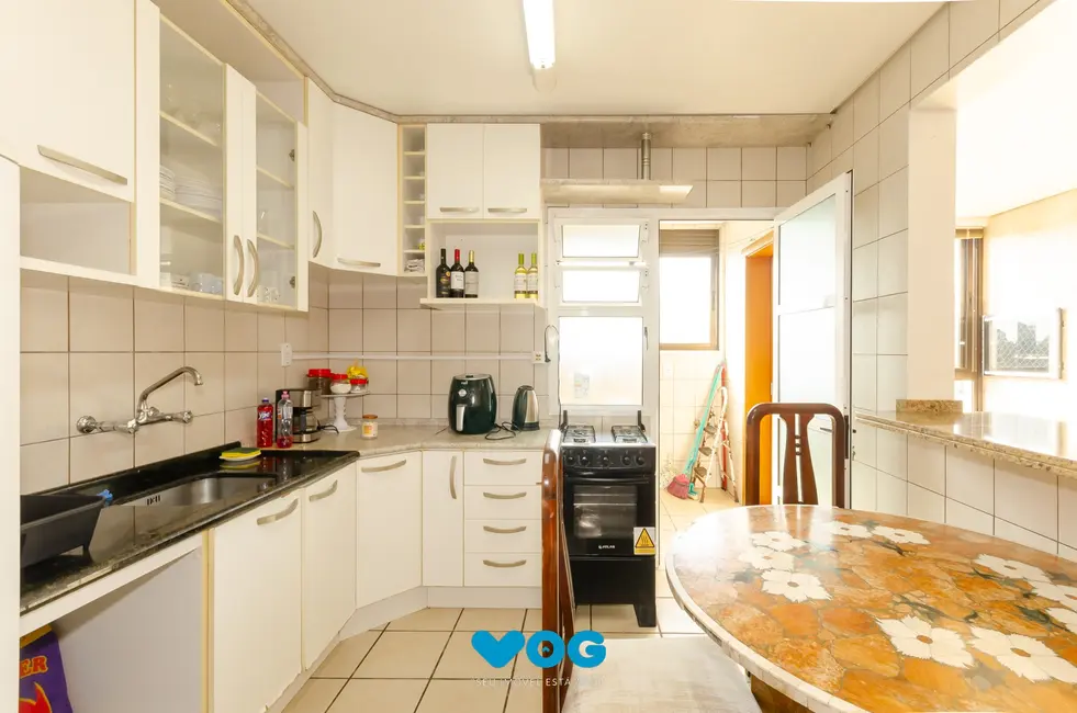 Foto 9 de Apartamento com 3 quartos à venda e para alugar, 91m2 em Medianeira, Porto Alegre - RS