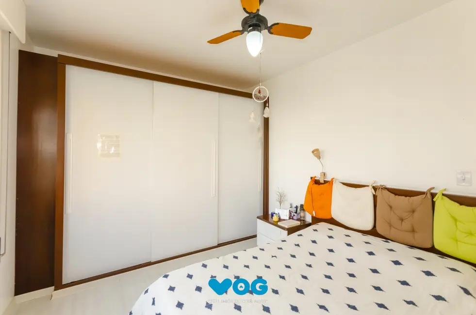 Apartamento com 2 quartos à venda, 72m2 em Petrópolis, Porto Alegre - RS - imagem 9 Foto 9 de Apartamento com 2 quartos à venda, 72m2 em Petrópolis, Porto Alegre - RS
