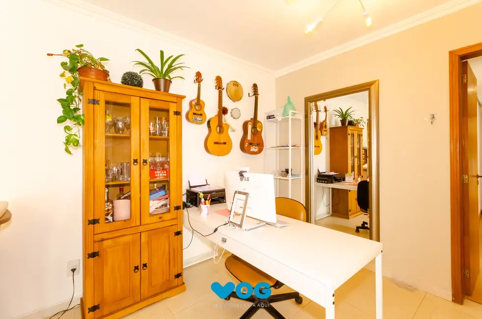 Foto 8 de Apartamento com 3 quartos à venda, 128m2 em Petrópolis, Porto Alegre - RS