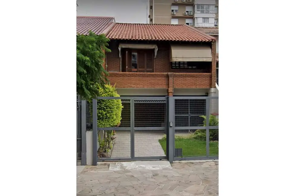 Foto 1 de Casa com 2 quartos à venda, 212m2 em Santana, Porto Alegre - RS