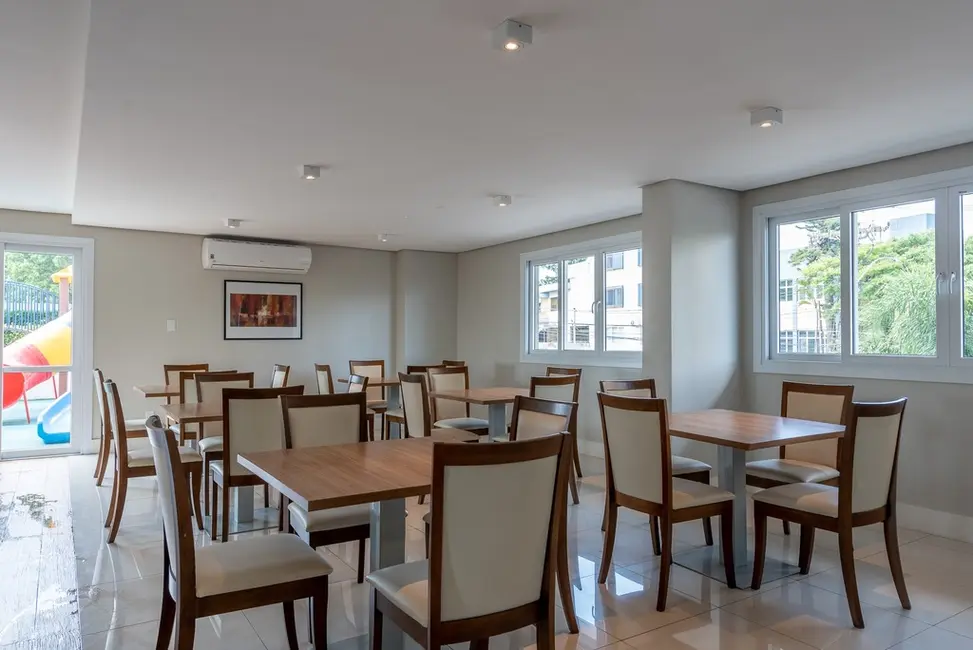 Apartamento com 2 quartos à venda, 77m2 em Petrópolis, Porto Alegre - RS - imagem 7 Foto 7 de Apartamento com 2 quartos à venda, 77m2 em Petrópolis, Porto Alegre - RS