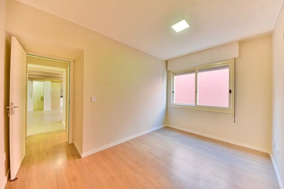 Foto 8 de Apartamento com 2 quartos à venda, 72m2 em Bom Fim, Porto Alegre - RS