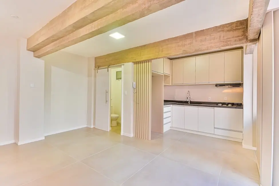 Foto 2 de Apartamento com 2 quartos à venda, 72m2 em Bom Fim, Porto Alegre - RS
