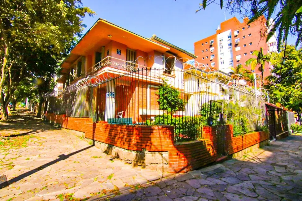 Foto 1 de Casa com 4 quartos à venda, 340m2 em Petrópolis, Porto Alegre - RS