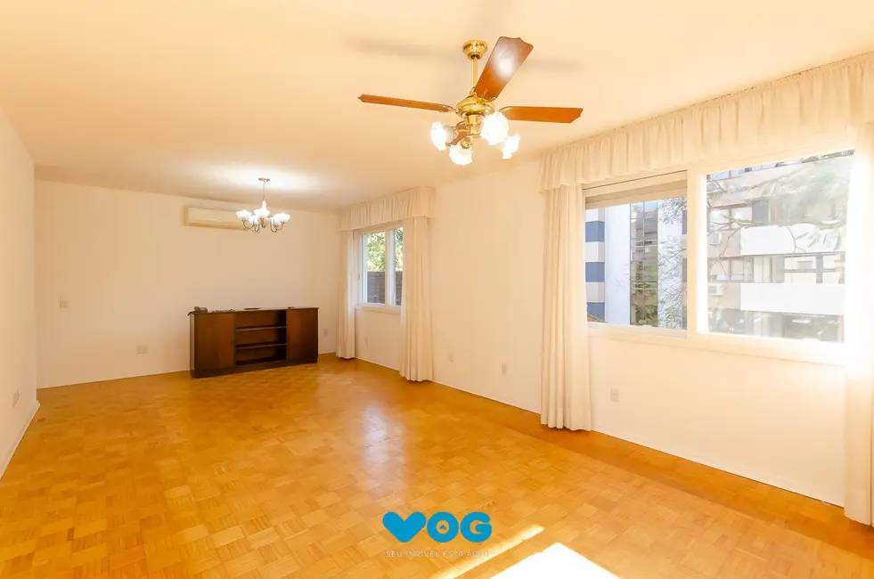 Apartamento com 3 quartos à venda, 119m2 em Petrópolis, Porto Alegre - RS - imagem 4 Foto 4 de Apartamento com 3 quartos à venda, 119m2 em Petrópolis, Porto Alegre - RS