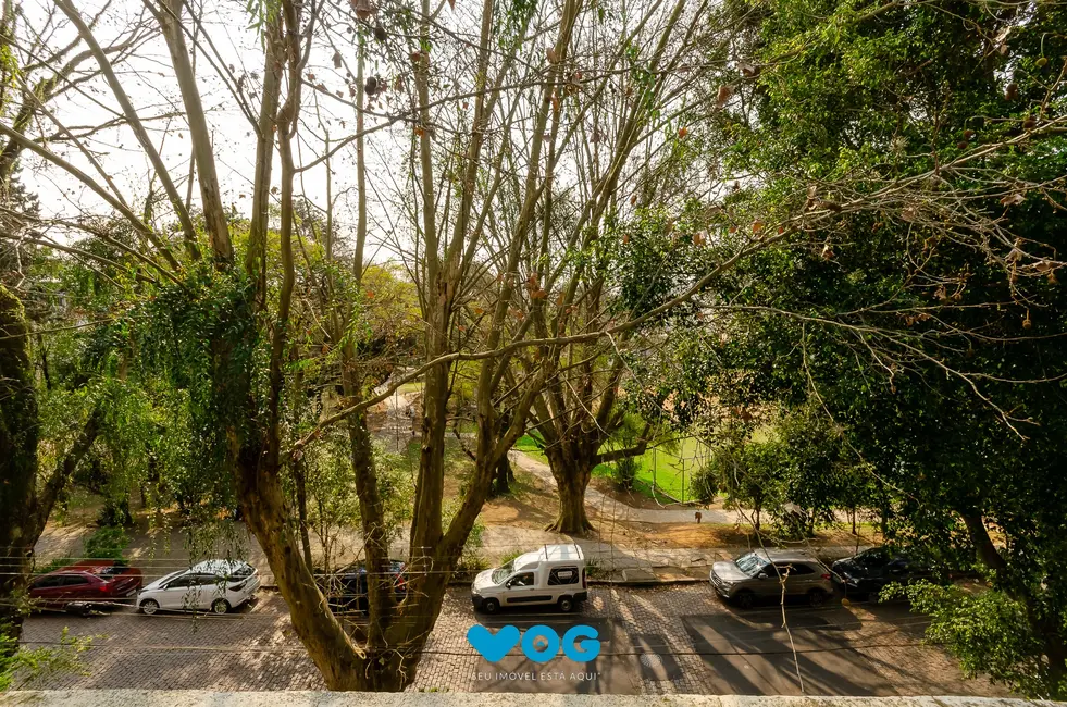 Apartamento com 3 quartos à venda, 115m2 em Petrópolis, Porto Alegre - RS - imagem 4 Foto 4 de Apartamento com 3 quartos à venda, 115m2 em Petrópolis, Porto Alegre - RS