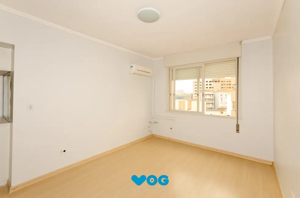 Foto 1 de Apartamento com 2 quartos à venda, 72m2 em Santa Cecília, Porto Alegre - RS