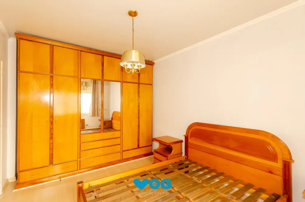 Apartamento com 2 quartos à venda, 72m2 em Santa Cecília, Porto Alegre - RS - imagem 8 Foto 8 de Apartamento com 2 quartos à venda, 72m2 em Santa Cecília, Porto Alegre - RS