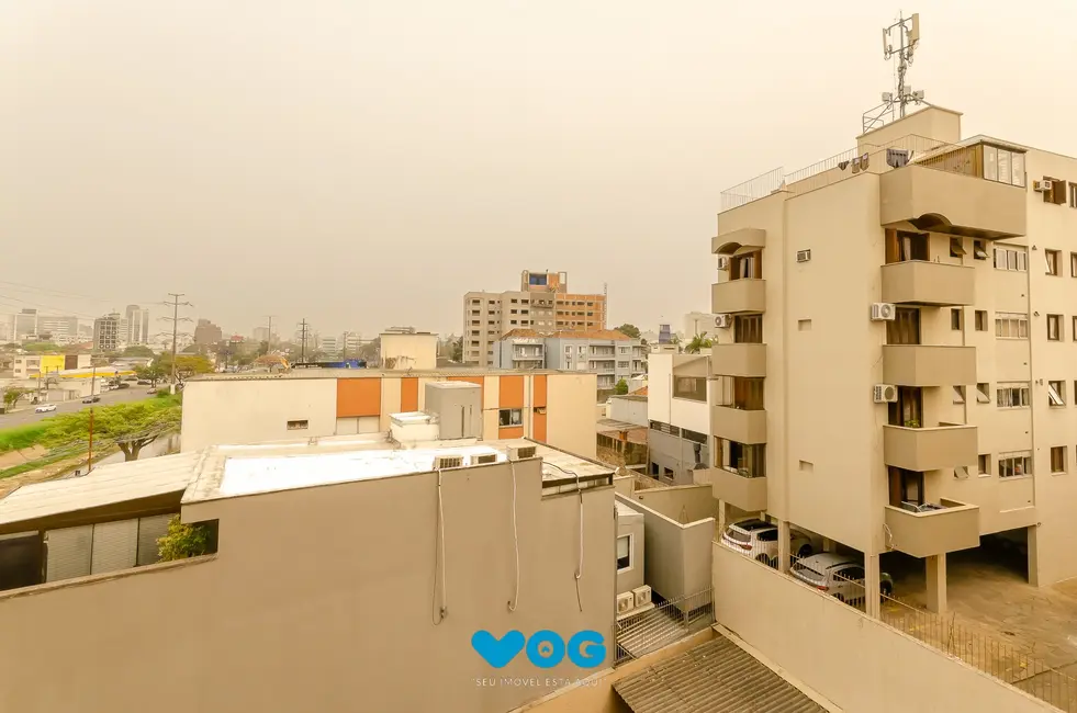 Apartamento com 2 quartos à venda, 72m2 em Santa Cecília, Porto Alegre - RS - imagem 9 Foto 9 de Apartamento com 2 quartos à venda, 72m2 em Santa Cecília, Porto Alegre - RS
