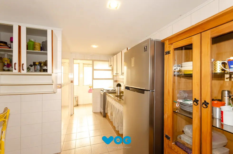 Apartamento com 2 quartos à venda, 72m2 em Santa Cecília, Porto Alegre - RS - imagem 6 Foto 6 de Apartamento com 2 quartos à venda, 72m2 em Santa Cecília, Porto Alegre - RS