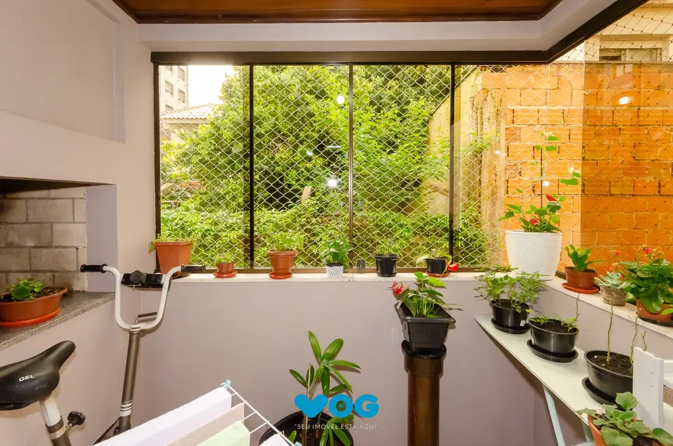 Apartamento com 2 quartos à venda, 69m2 em Petrópolis, Porto Alegre - RS - imagem 5 Foto 5 de Apartamento com 2 quartos à venda, 69m2 em Petrópolis, Porto Alegre - RS