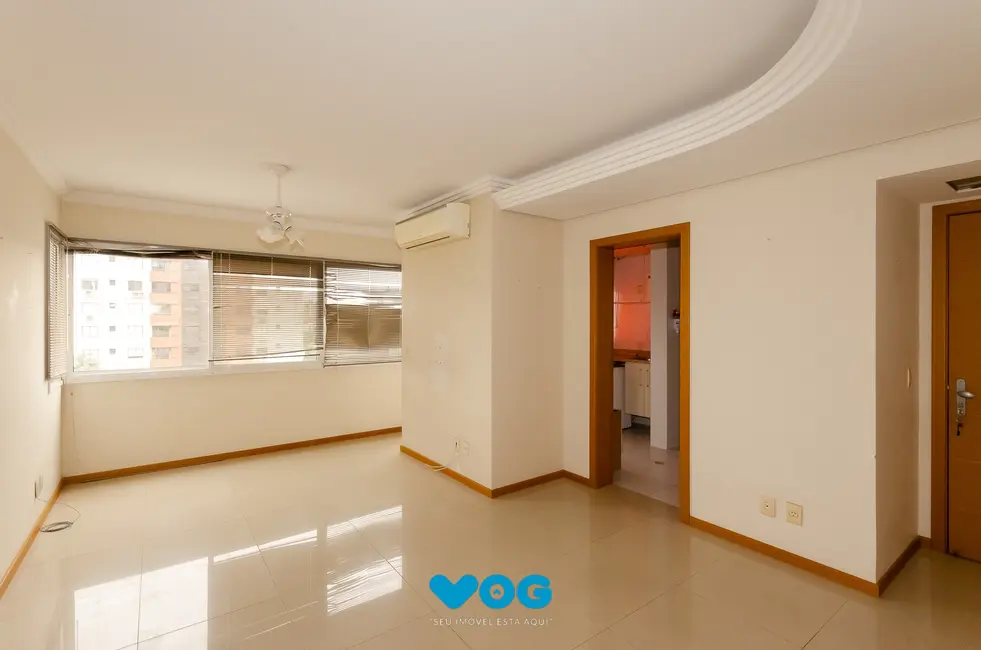 Apartamento com 2 quartos à venda, 72m2 em Menino Deus, Porto Alegre - RS - imagem 2 Foto 2 de Apartamento com 2 quartos à venda, 72m2 em Menino Deus, Porto Alegre - RS