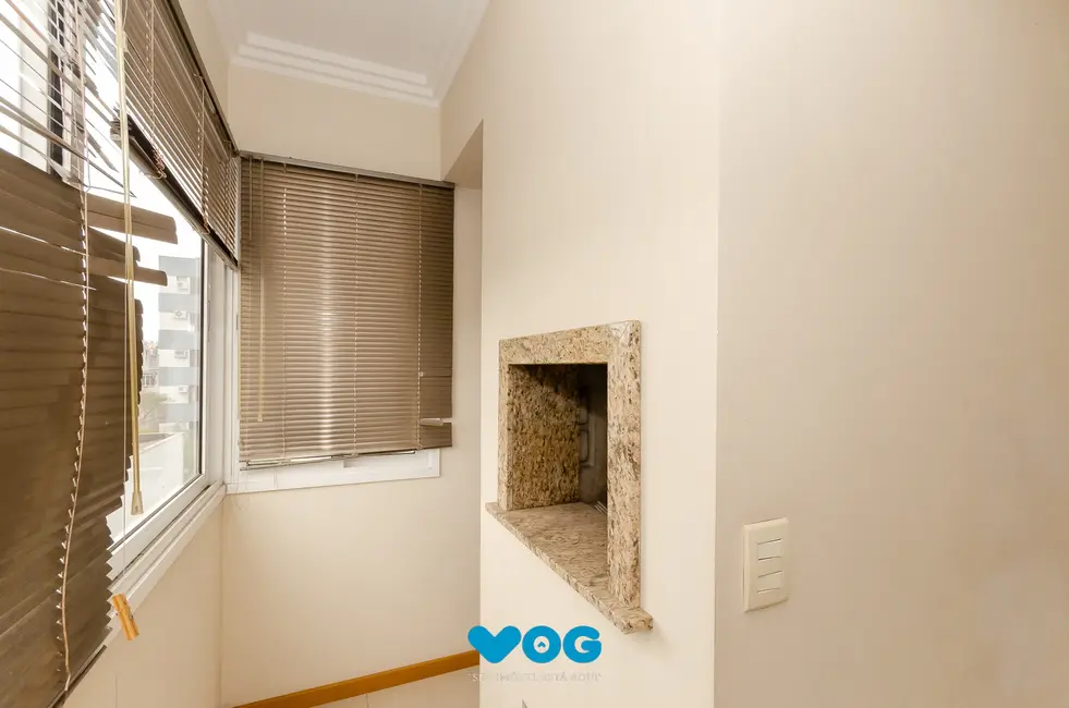 Apartamento com 2 quartos à venda, 72m2 em Menino Deus, Porto Alegre - RS - imagem 7 Foto 7 de Apartamento com 2 quartos à venda, 72m2 em Menino Deus, Porto Alegre - RS