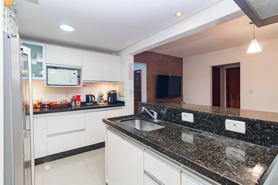 Foto 6 de Apartamento com 2 quartos à venda, 82m2 em Petrópolis, Porto Alegre - RS