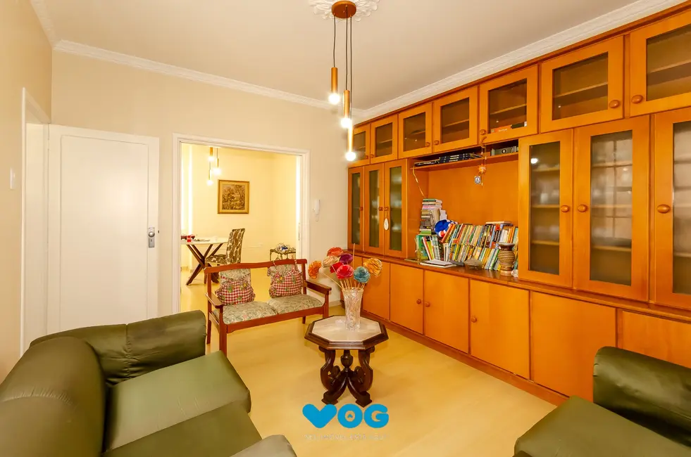 Apartamento com 3 quartos à venda, 119m2 em Petrópolis, Porto Alegre - RS - imagem 1 Foto 1 de Apartamento com 3 quartos à venda, 119m2 em Petrópolis, Porto Alegre - RS