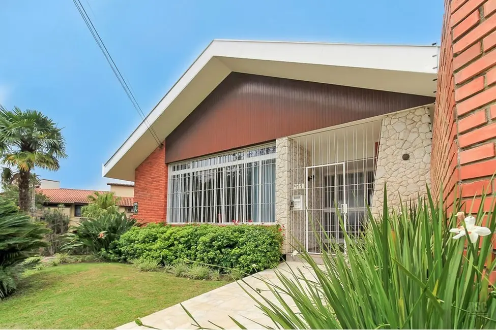 Foto 1 de Casa com 3 quartos à venda, 358m2 em Três Figueiras, Porto Alegre - RS