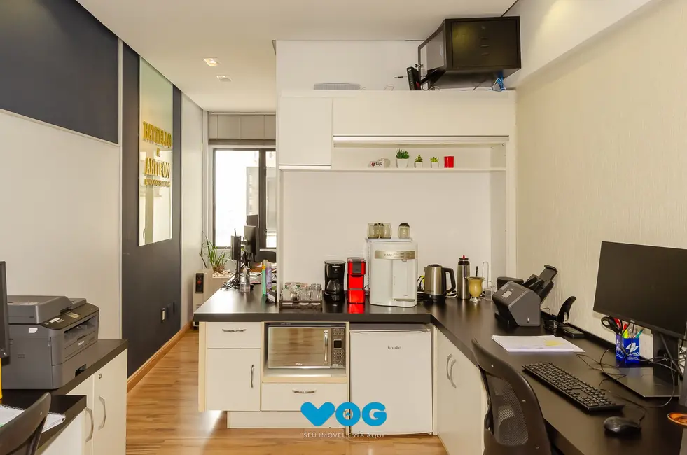 Sala Comercial para alugar, 70m2 em Petrópolis, Porto Alegre - RS - imagem 5 Foto 5 de Sala Comercial para alugar, 70m2 em Petrópolis, Porto Alegre - RS