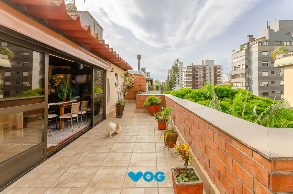 Apartamento com 3 quartos à venda, 199m2 em Petrópolis, Porto Alegre - RS - imagem 4 Foto 4 de Apartamento com 3 quartos à venda, 199m2 em Petrópolis, Porto Alegre - RS