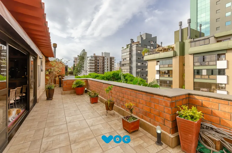 Apartamento com 3 quartos à venda, 199m2 em Petrópolis, Porto Alegre - RS - imagem 2 Foto 2 de Apartamento com 3 quartos à venda, 199m2 em Petrópolis, Porto Alegre - RS