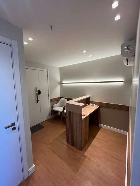 Foto 8 de Sala Comercial para alugar, 30m2 em Teresópolis, Porto Alegre - RS