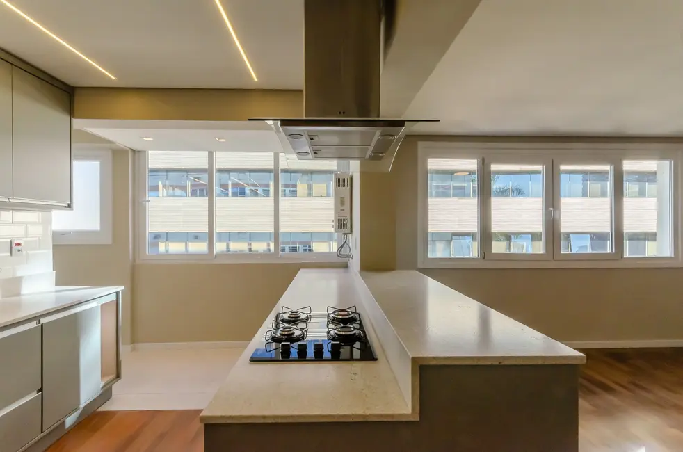 Foto 8 de Apartamento com 3 quartos à venda, 108m2 em Três Figueiras, Porto Alegre - RS