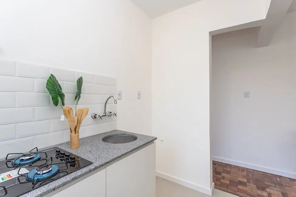 Apartamento com 1 quarto à venda, 40m2 em Petrópolis, Porto Alegre - RS - imagem 8 Foto 8 de Apartamento com 1 quarto à venda, 40m2 em Petrópolis, Porto Alegre - RS