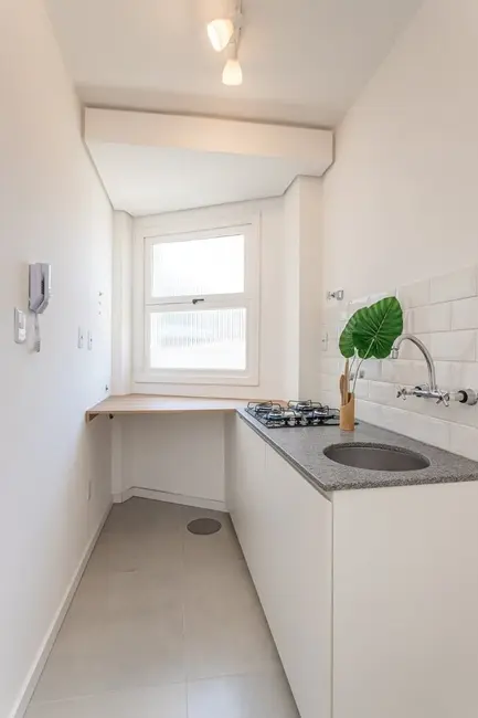 Apartamento com 1 quarto à venda, 40m2 em Petrópolis, Porto Alegre - RS - imagem 9 Foto 9 de Apartamento com 1 quarto à venda, 40m2 em Petrópolis, Porto Alegre - RS