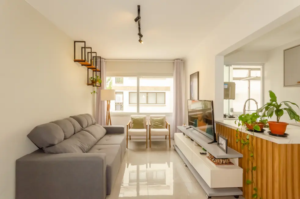 Foto 3 de Apartamento com 2 quartos à venda, 63m2 em Mont Serrat, Porto Alegre - RS