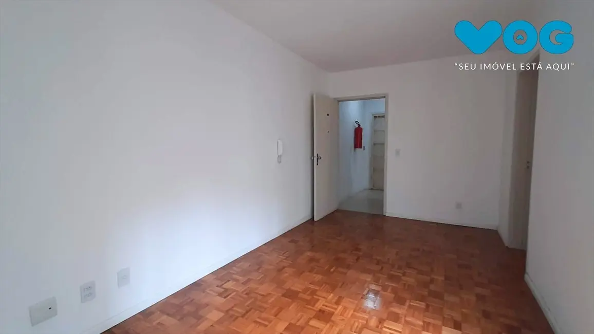 Apartamento com 2 quartos à venda, 75m2 em Farroupilha, Porto Alegre - RS - imagem 4 Foto 4 de Apartamento com 2 quartos à venda, 75m2 em Farroupilha, Porto Alegre - RS