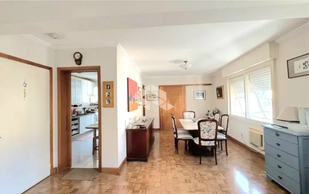 Apartamento com 3 quartos à venda, 146m2 em Petrópolis, Porto Alegre - RS - imagem 3 Foto 3 de Apartamento com 3 quartos à venda, 146m2 em Petrópolis, Porto Alegre - RS