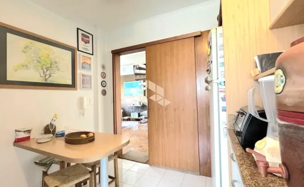 Apartamento com 3 quartos à venda, 146m2 em Petrópolis, Porto Alegre - RS - imagem 4 Foto 4 de Apartamento com 3 quartos à venda, 146m2 em Petrópolis, Porto Alegre - RS