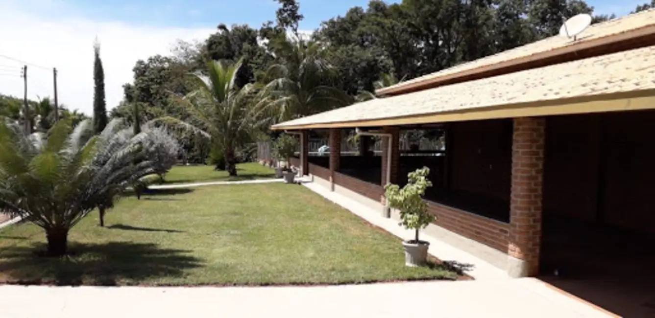 Foto 1 de Sítio / Rancho com 4 quartos à venda, 24200m2 em Mendonca - SP