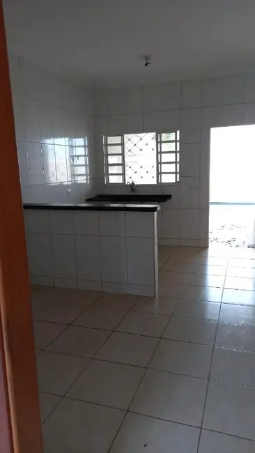 Casa com 3 quartos à venda e para alugar, 110m2 em Parque das Aroeiras II, Sao Jose Do Rio Preto - SP - imagem 6 Foto 6 de Casa com 3 quartos à venda e para alugar, 110m2 em Parque das Aroeiras II, Sao Jose Do Rio Preto - SP