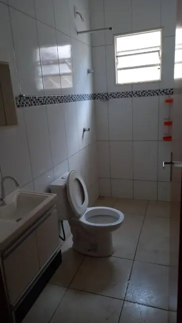 Casa com 3 quartos à venda e para alugar, 110m2 em Parque das Aroeiras II, Sao Jose Do Rio Preto - SP - imagem 5 Foto 5 de Casa com 3 quartos à venda e para alugar, 110m2 em Parque das Aroeiras II, Sao Jose Do Rio Preto - SP