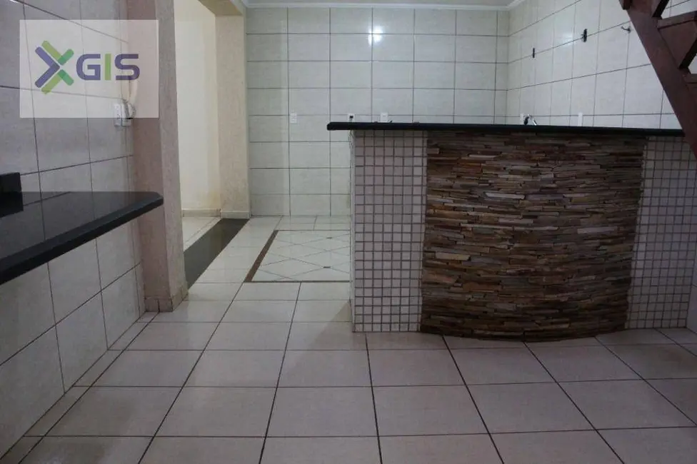 Casa de Condomínio com 2 quartos à venda, 200m2 em Residencial Gabriela, Sao Jose Do Rio Preto - SP - imagem 5 Foto 5 de Casa de Condomínio com 2 quartos à venda, 200m2 em Residencial Gabriela, Sao Jose Do Rio Preto - SP