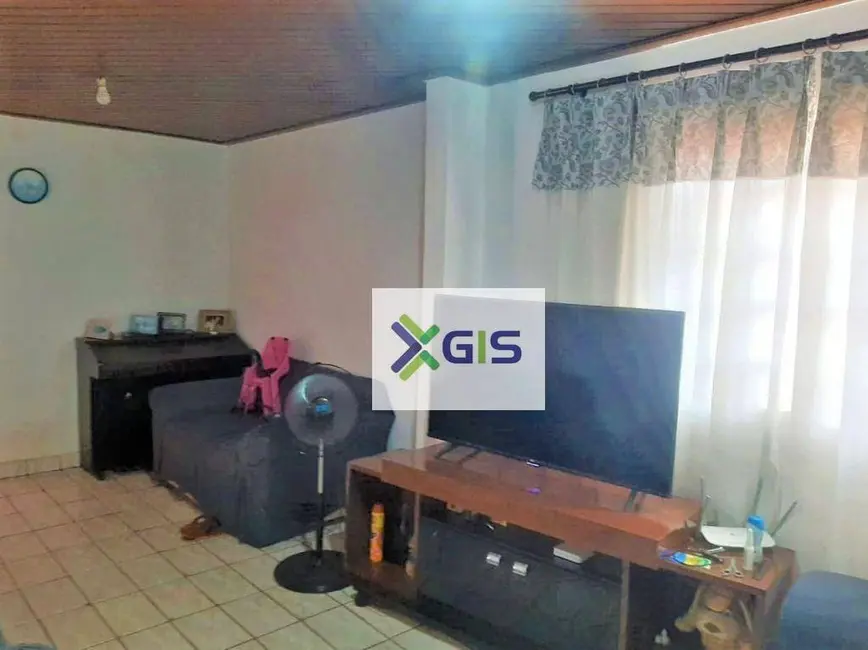 Foto 2 de Casa com 3 quartos à venda, 252m2 em Taquaritinga - SP