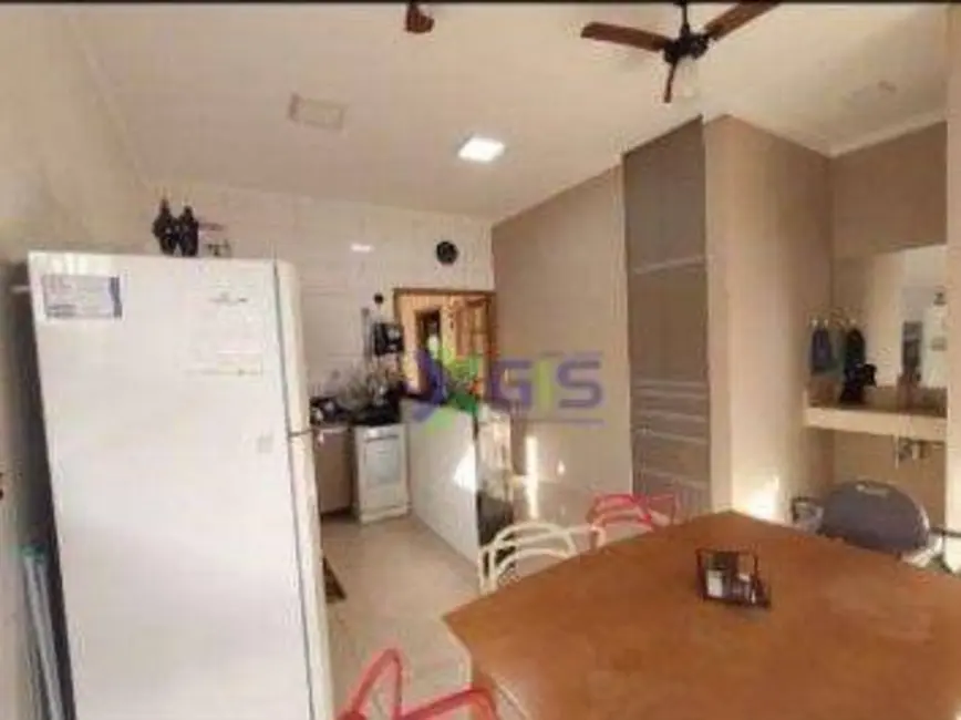 Foto 2 de Casa de Condomínio com 3 quartos à venda, 253m2 em Bady Bassitt - SP