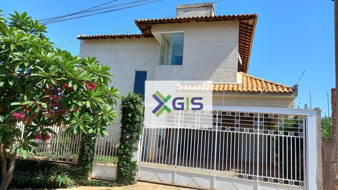 Foto 1 de Sobrado com 3 quartos à venda e para alugar, 242m2 em Parque das Amoras II, Sao Jose Do Rio Preto - SP